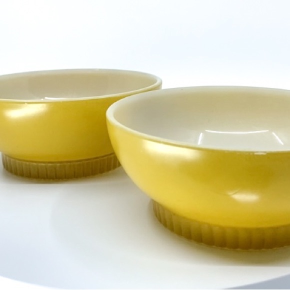 Pair of (2) Fire King Mustard Yellow Ribbed Bottom Soup Cereal Bowls - Picture 10 of 11